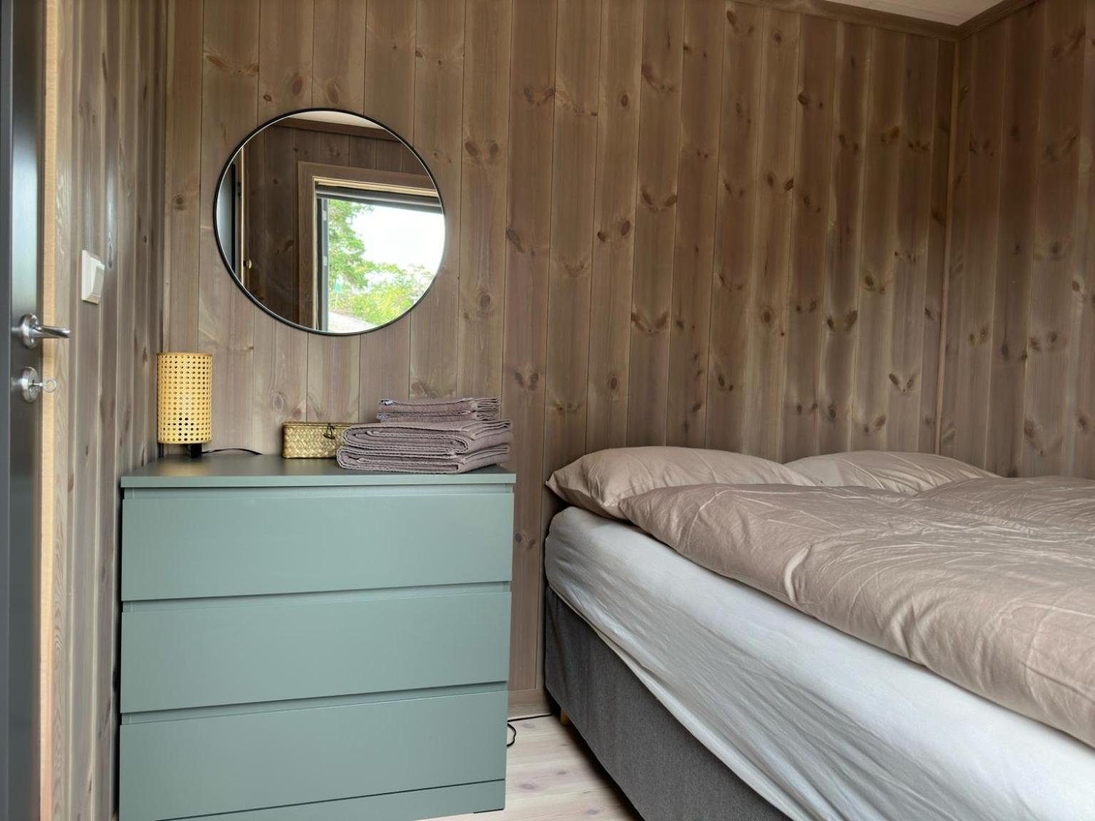 Modern Northern Lights Cabin Drangedal Экстерьер фото